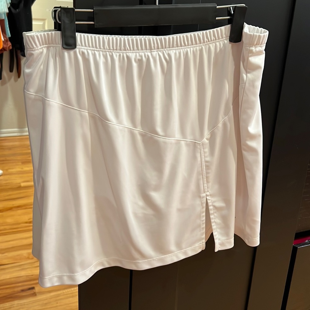 White Wilson Skirt / Skort for Golf or Tennis